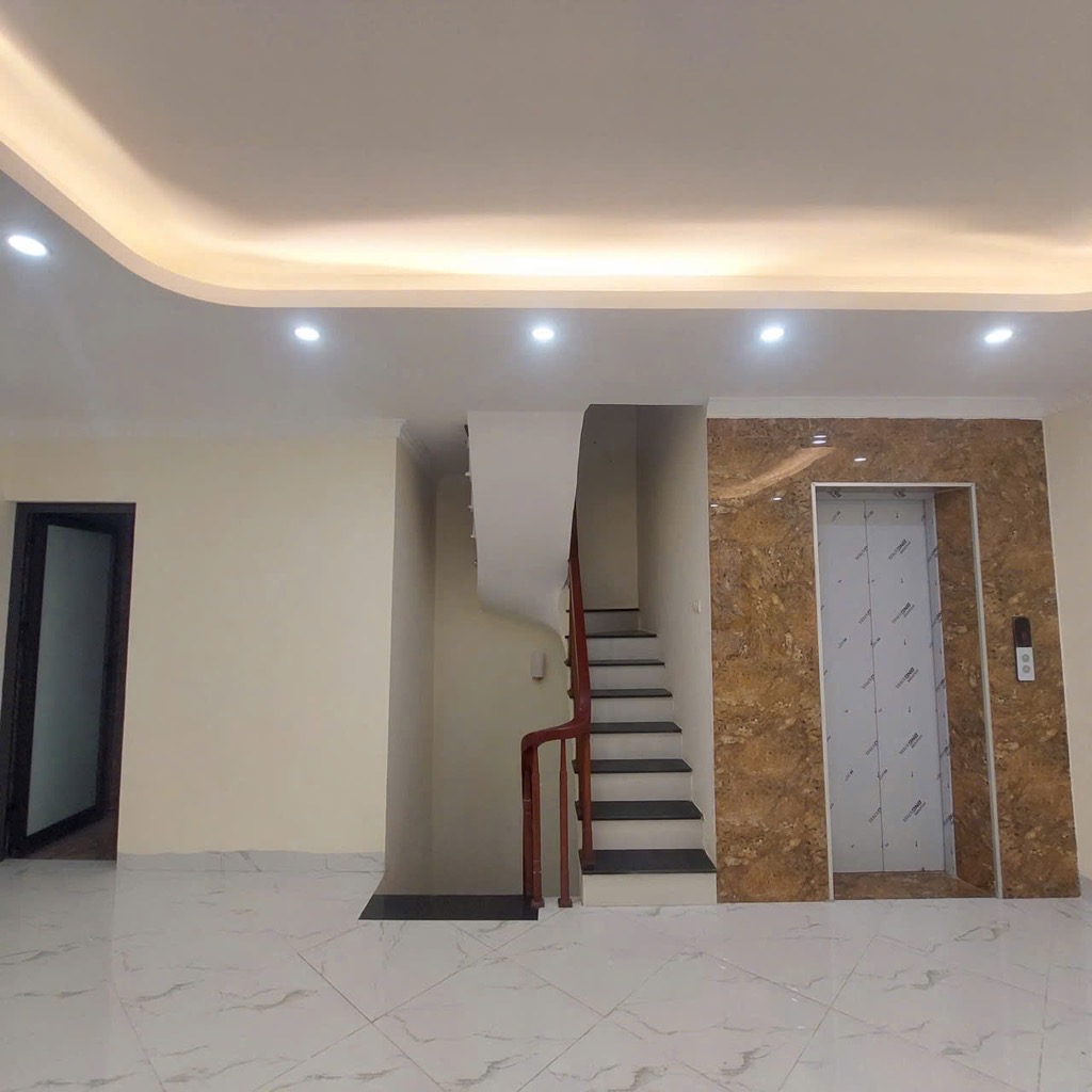 BÁN NHÀ RIÊNG - CỔ NHUẾ - GẦN ĐẠI HỌC MỎ ĐỊA CHẤT - 2 THOÁNG – NGÕ THÔNG, Ô TÔ ĐỖ CỬA.